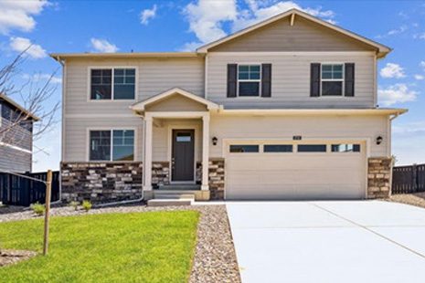 Henley : 778 N. Clubview Street