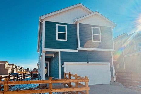 The Willowbrook :  815 N Carrie St