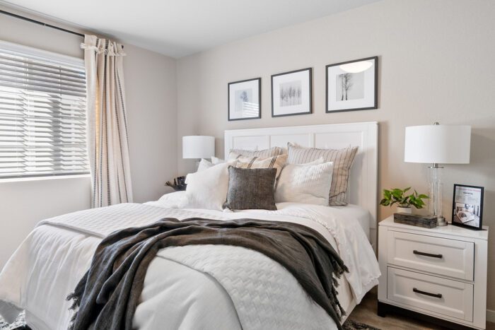 Brio - Esprit Bedroom